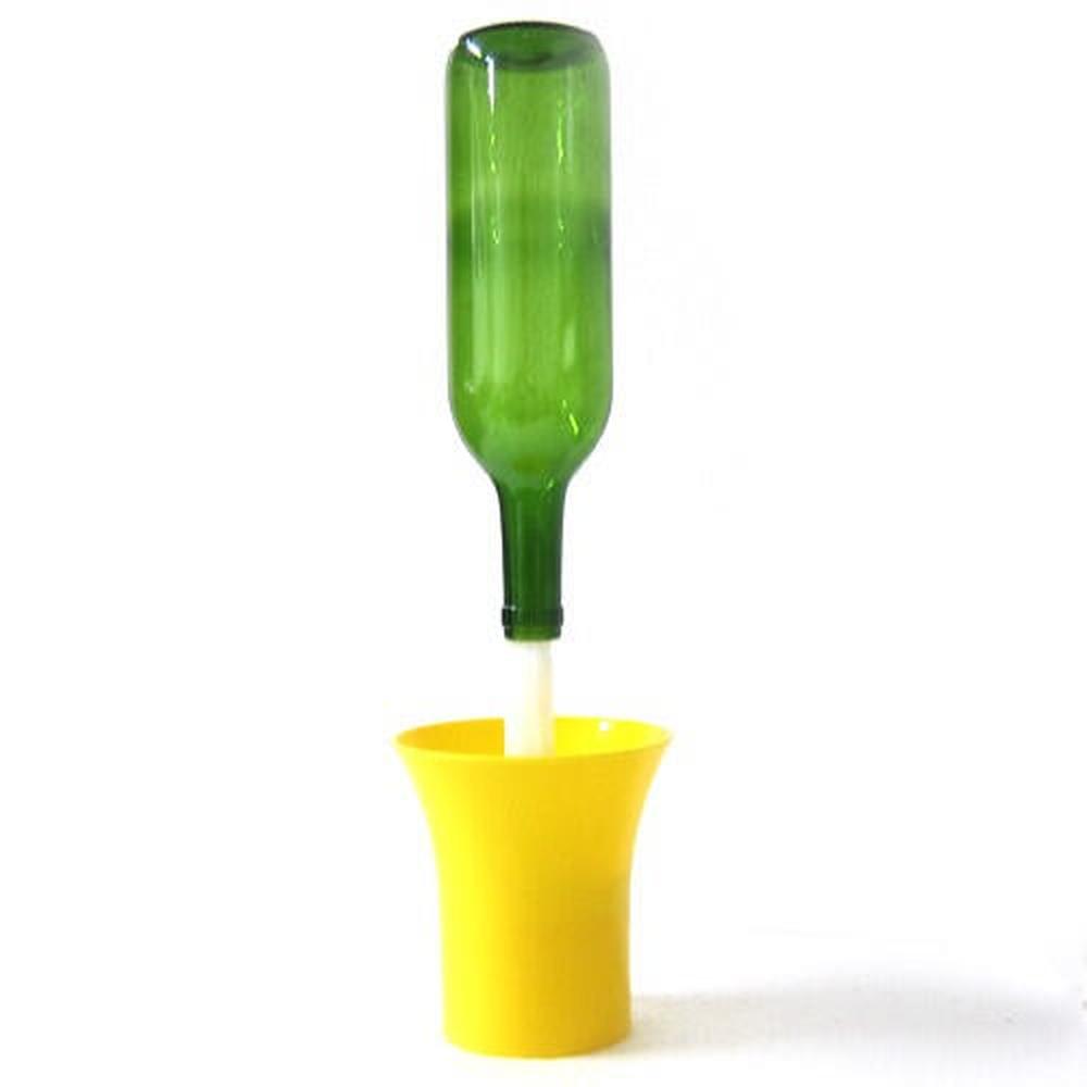 Gul Flaskeskyller Eco i plast med grønn flaske for desinfeksjon av flasker.