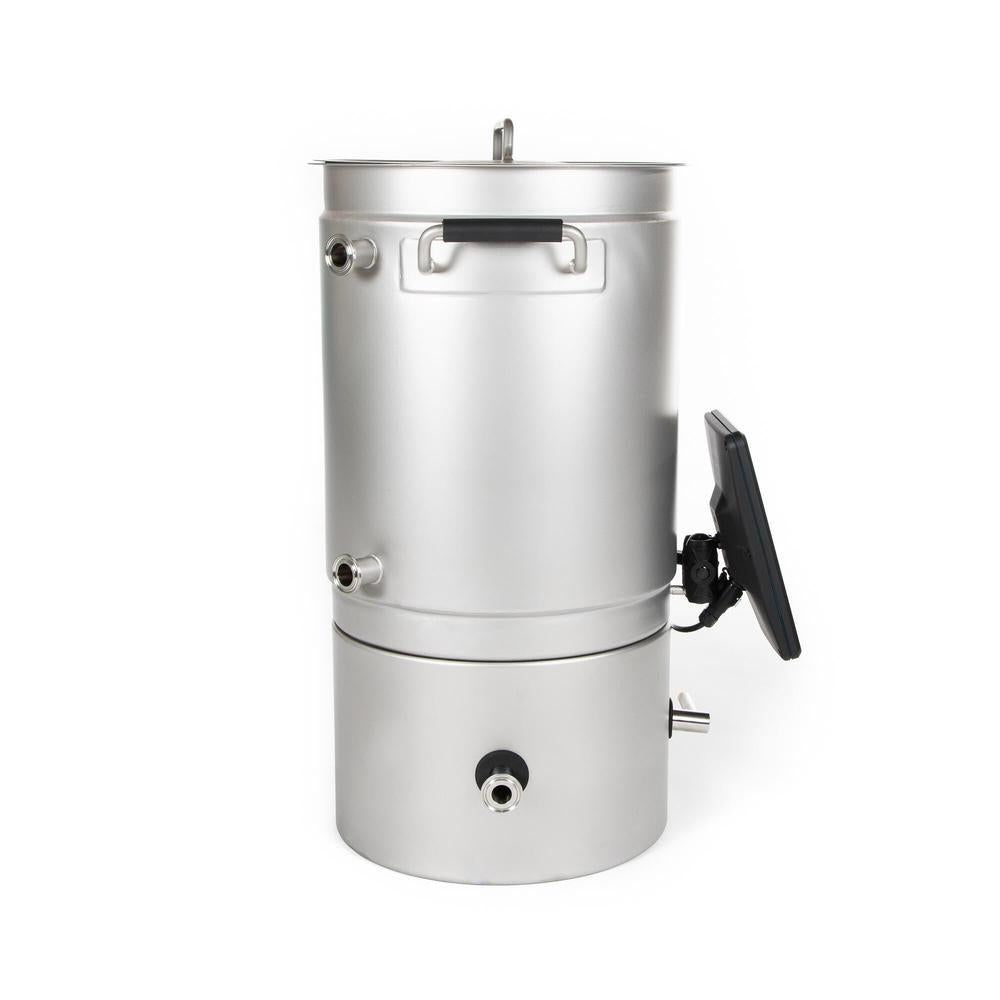 Sølvfarget B25 Bryggemaskin fra Brewtools med berøringsskjerm, håndtak og ventiler.