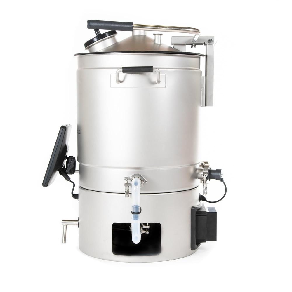 Brewtools B50 bryggemaskin i rustfritt stål med berøringsskjerm og integrert pumpe.