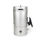 Sølvfarget B25 Bryggemaskin fra Brewtools med berøringsskjerm, håndtak og ventiler.