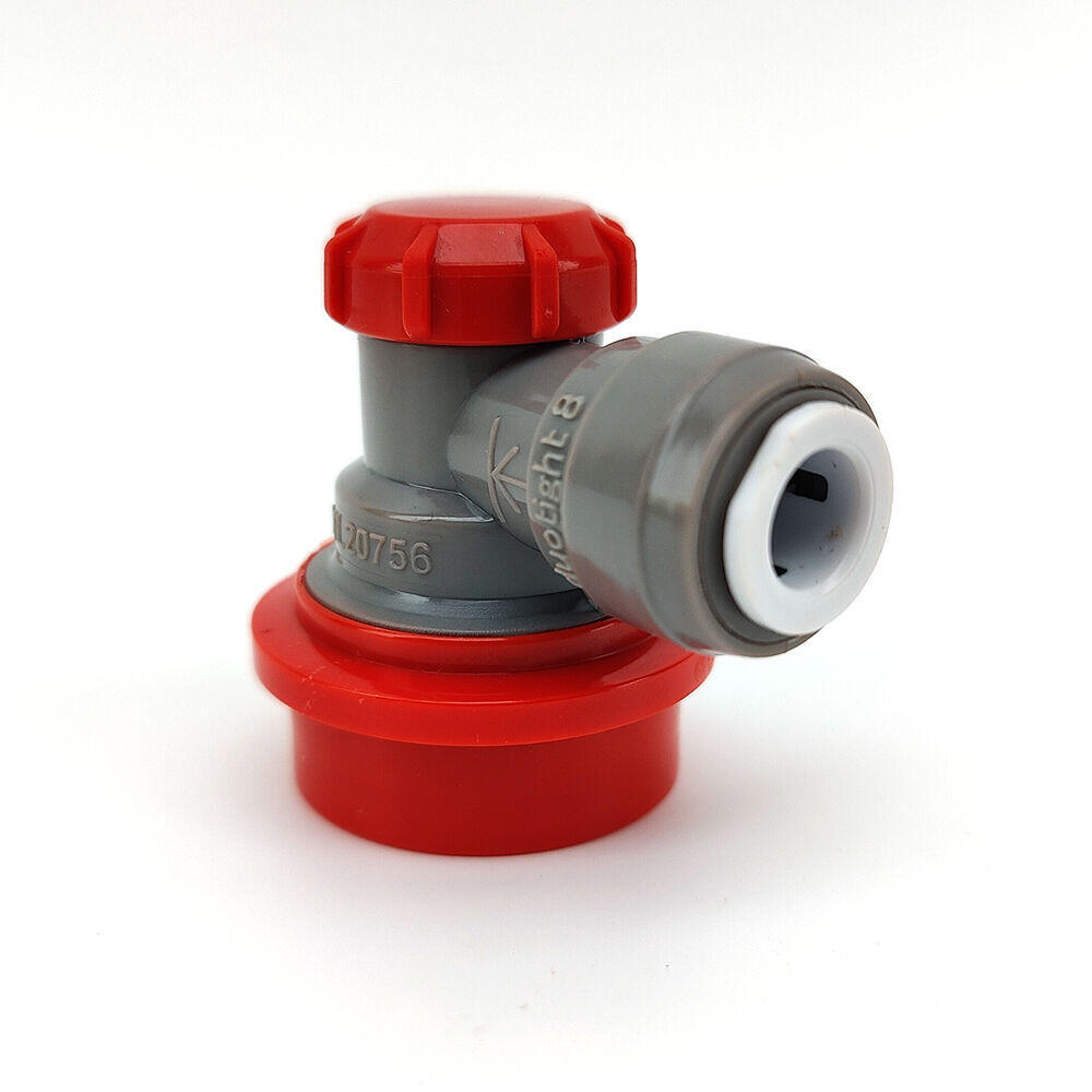 Rød Duotight 8mm ball lock for CO2 med 90° vinkel og hurtigkobling.