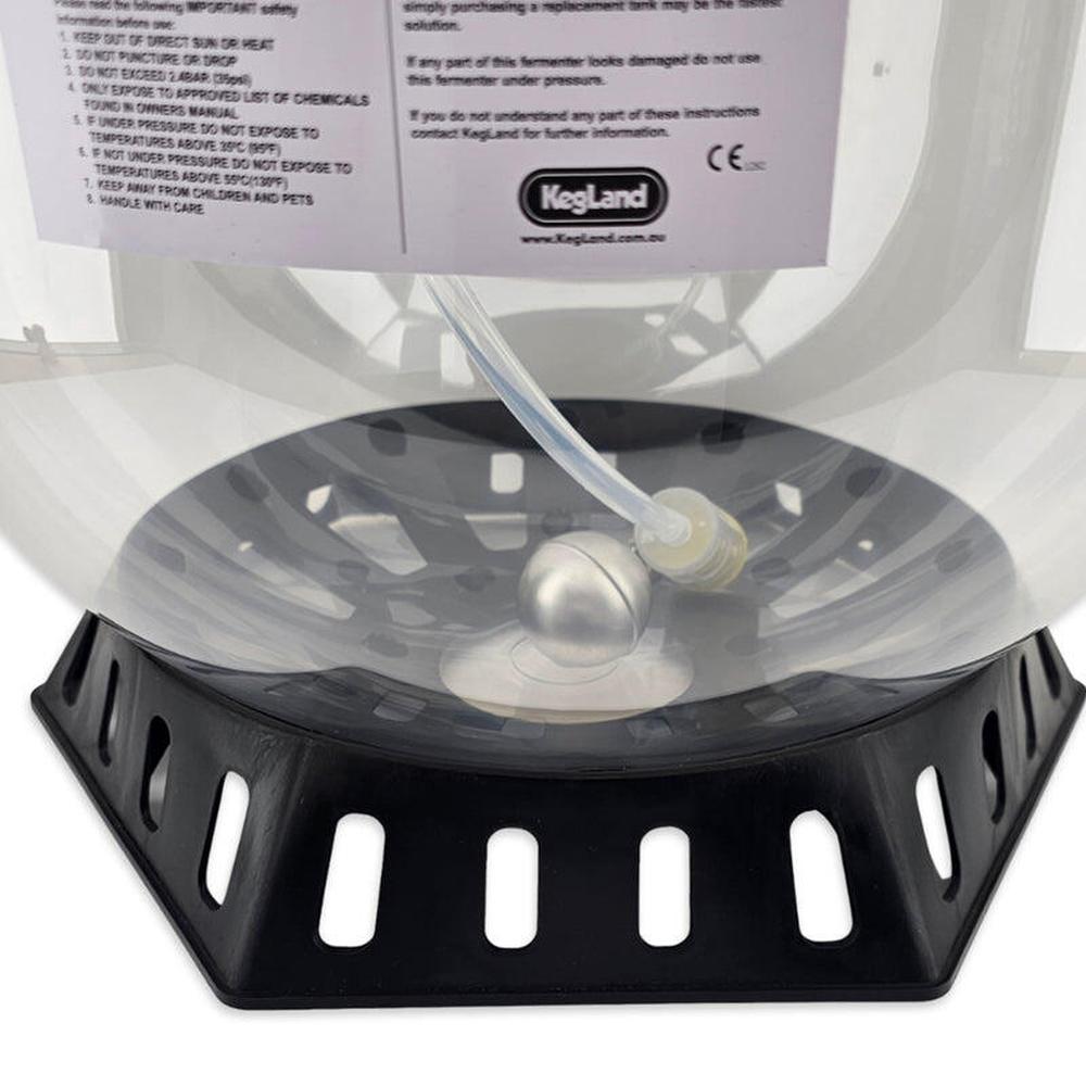FermZilla 30L All Rounder gjæringstank med svart Easy-Grip base og flytende dip tube.