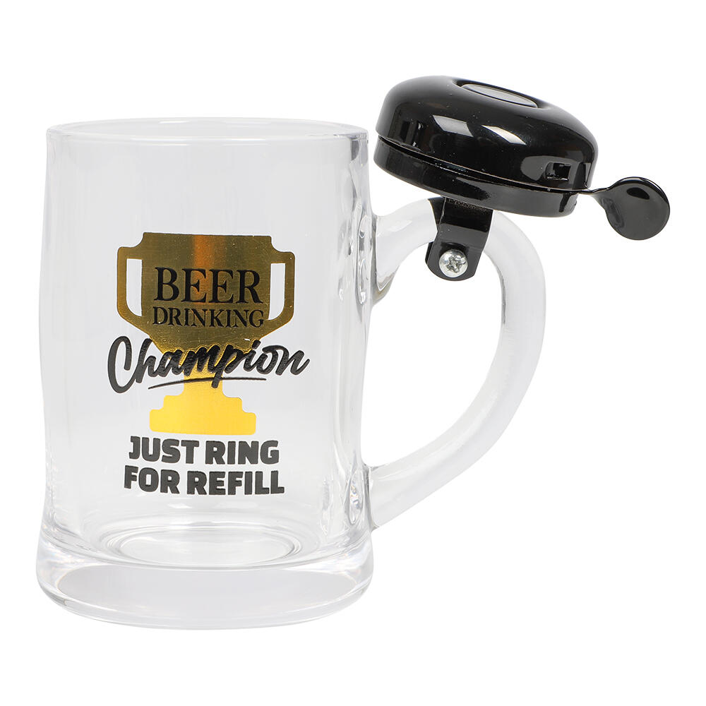 Morsomt ølglass 400ml med gulltrykk "Beer Drinking Champion Just Ring For Refill" og svart bjelle på hanken.
