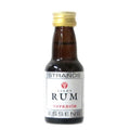 Strands Superior Light Rum essens i liten flaske med gullkork.