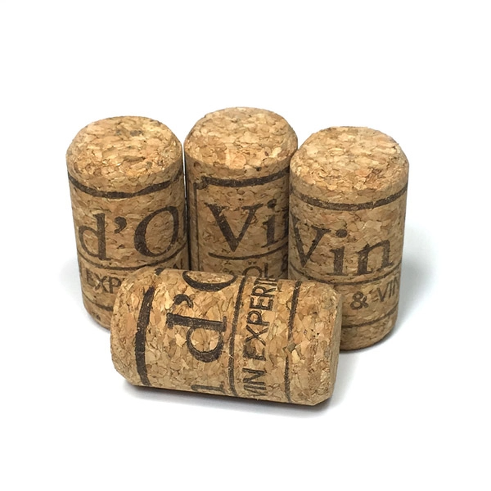 Klassiske naturkorker til vinflasker, 21x38 mm, med "d'O Vin Expert" trykk.