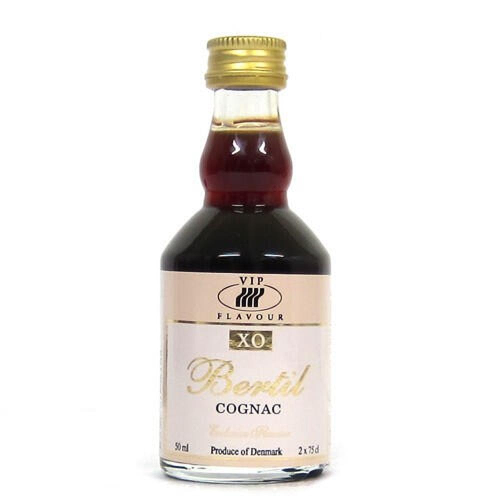 VIP Bertil Cognac essens 50ml, mørk væske i glassflaske med gullkork.
